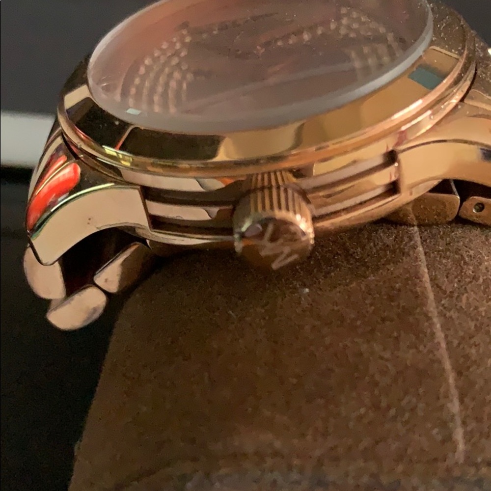 Michael Kors Watch - Picture 5 of 14